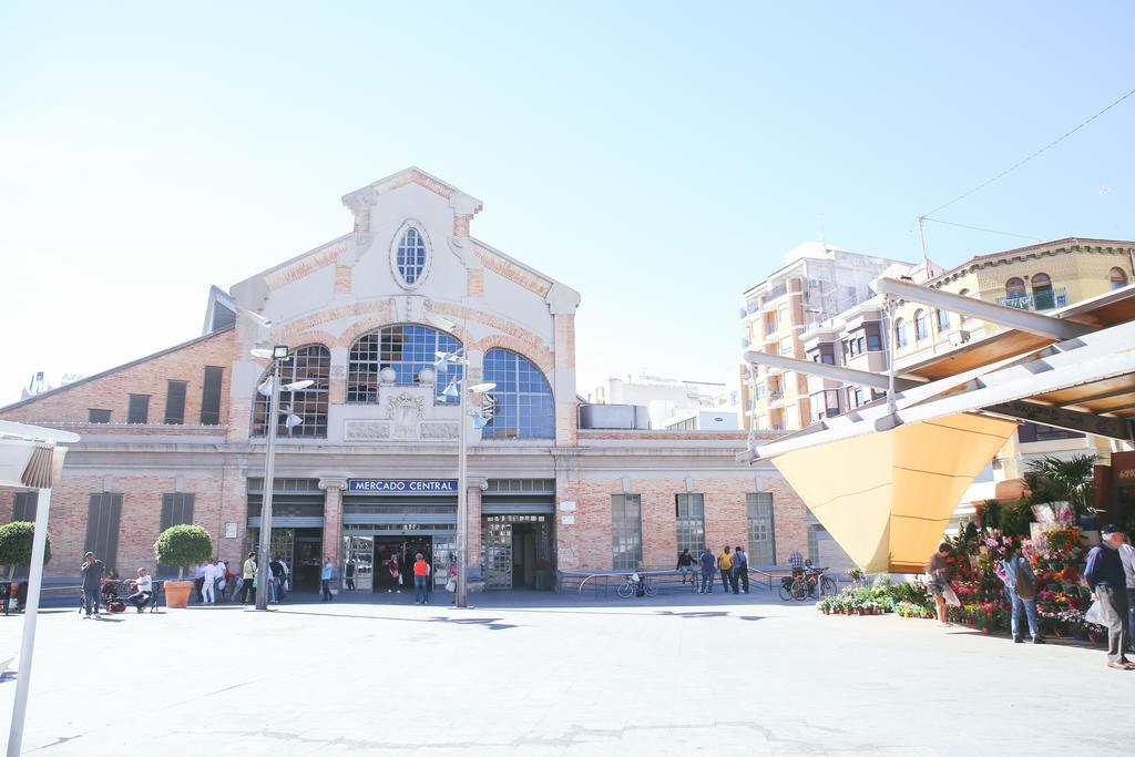 The Lucky Flats - Poeta Quintana Apartment Alicante Bagian luar foto