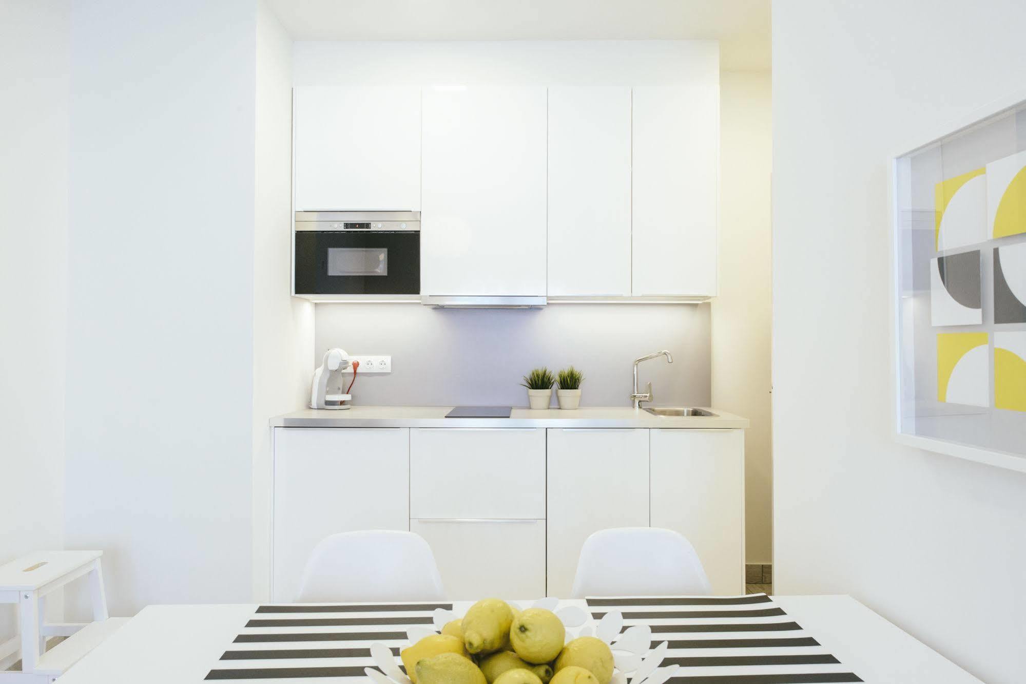 The Lucky Flats - Poeta Quintana Apartment Alicante Bagian luar foto