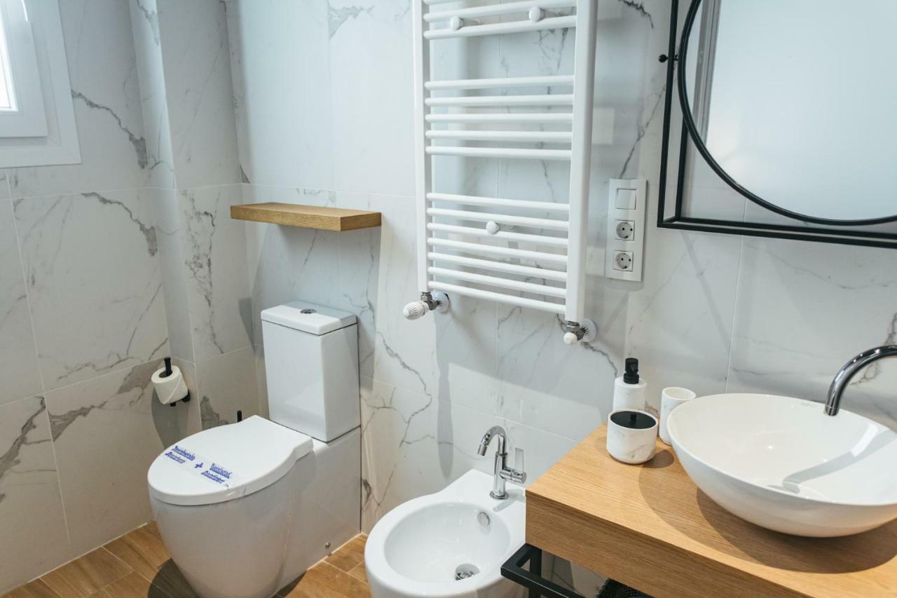 The Lucky Flats - Poeta Quintana Apartment Alicante Bagian luar foto